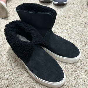 Ugg sneakers